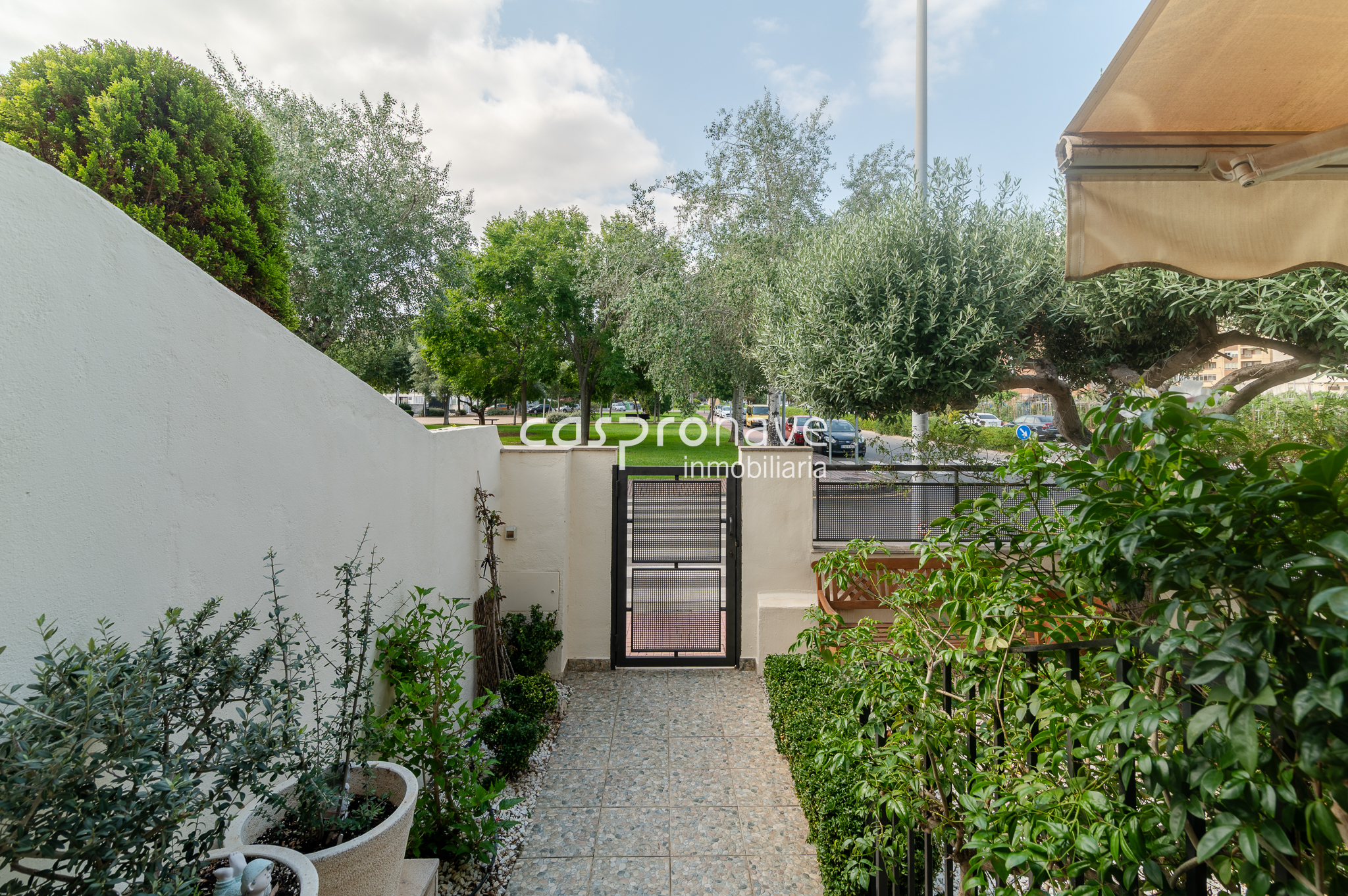 VIVIENDA PAREADA EN PAU LLEDO Ref C00528
