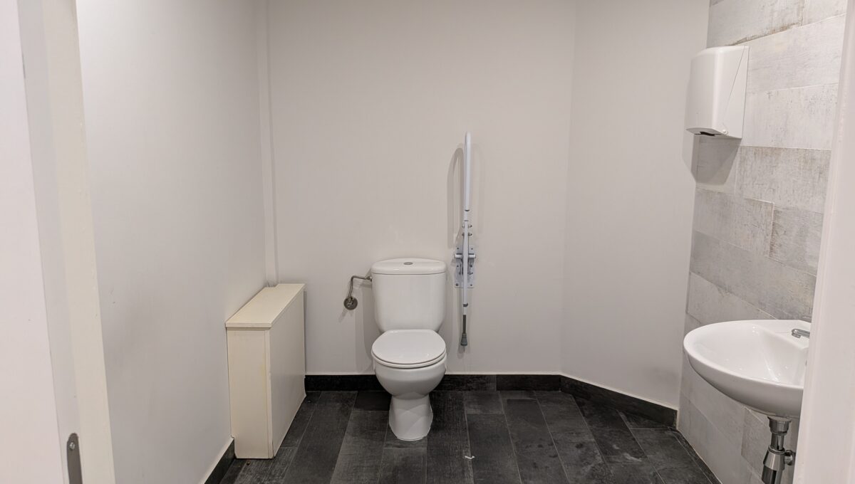 PXL_20250916_152806778