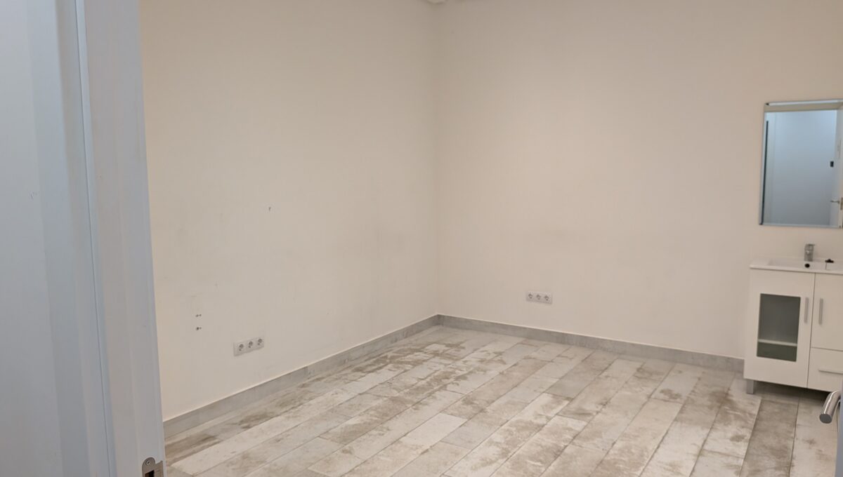PXL_20250916_152824661